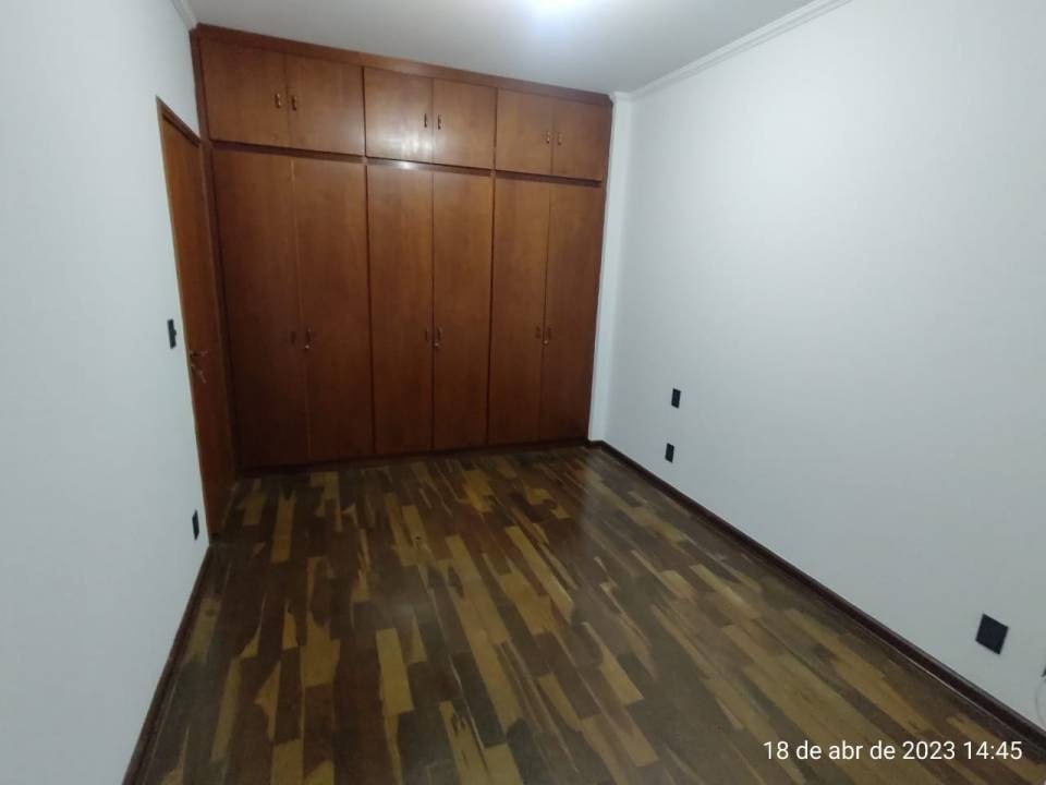 Thumbnail 1ca3bd79-60a0-4b30-9da7-9520d99897e0